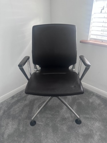 Vitra meda executive chair - vitra,