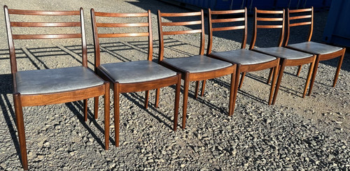 Plan fresco chairs by - 4,