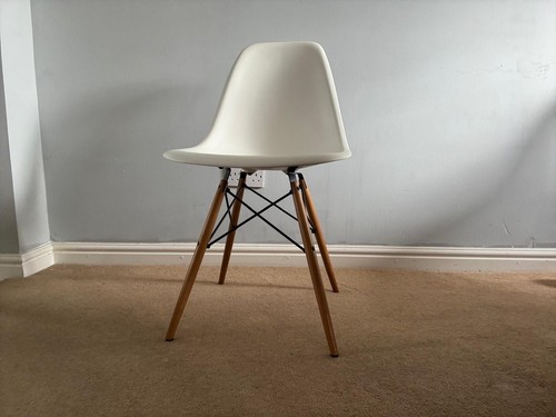 Vitra eames dsw chair - 1,